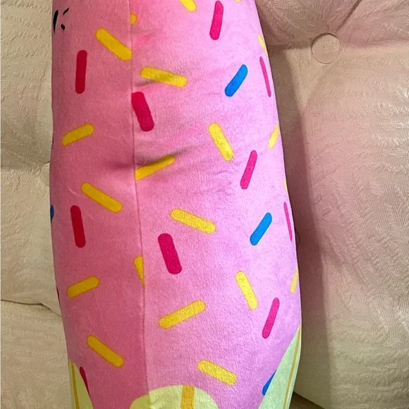 Cats vs Pickles Jumbo Super-Soft Hugging Plush Candi Nana Hugger HTF Rare 20" - Picture 8 of 10